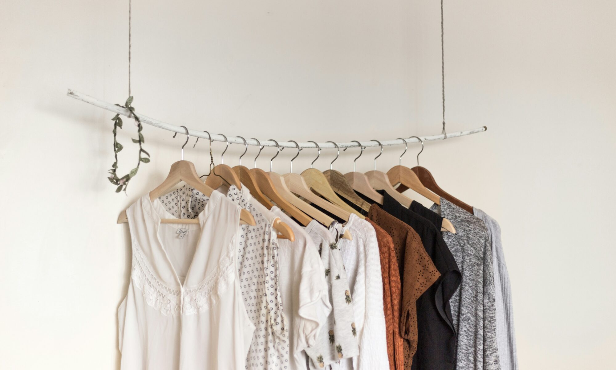 hanging clothes indoor to dry